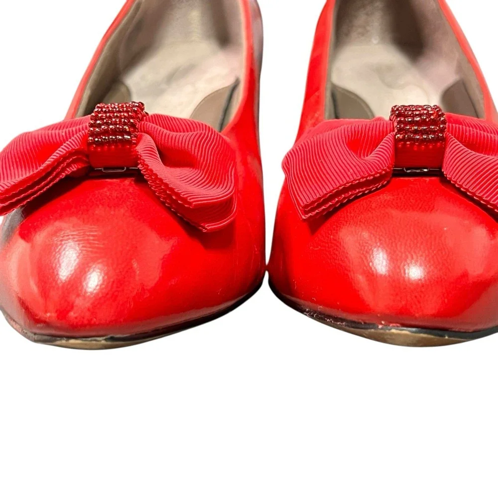 Vtg Easy Spirit Leather Pumps Sz 9 Red Beaded Bow Detail 2.75
